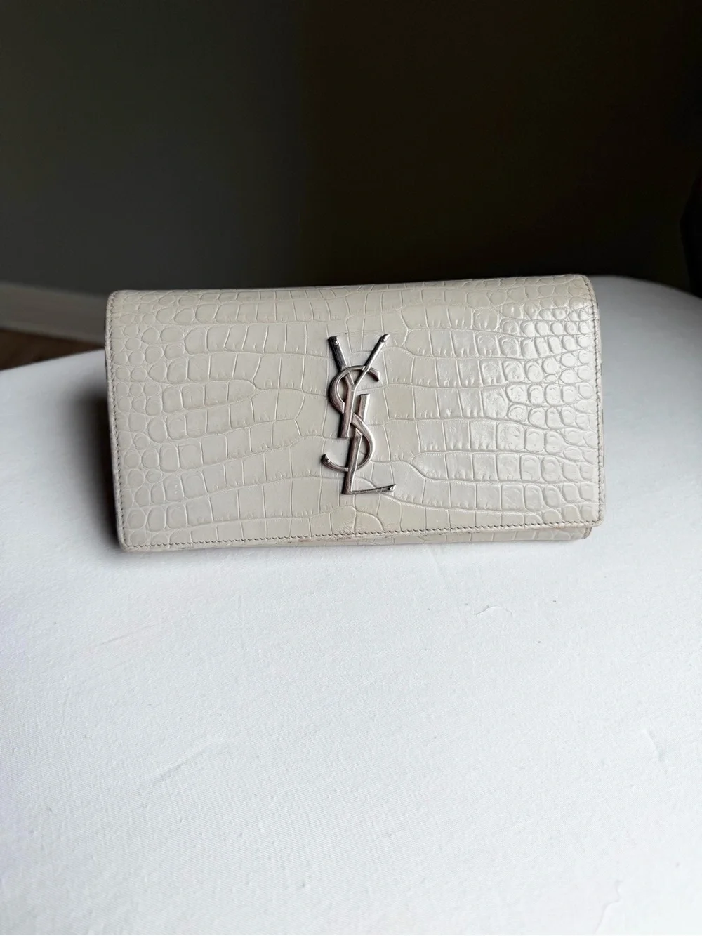 Saint Laurent authentic saint